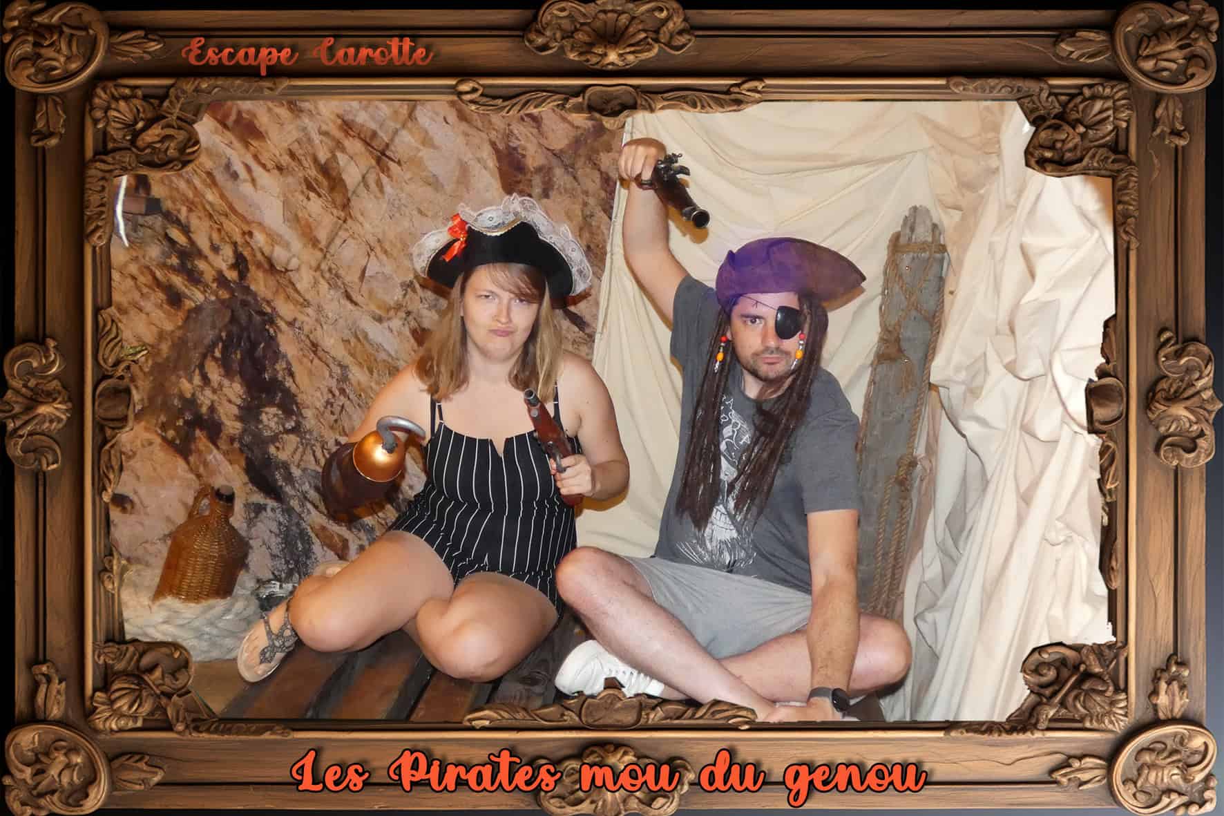 Joueurs posant après leur aventure pirate